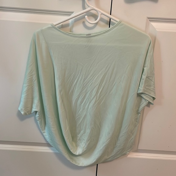 Athleta Tops - Athleta Twist Top